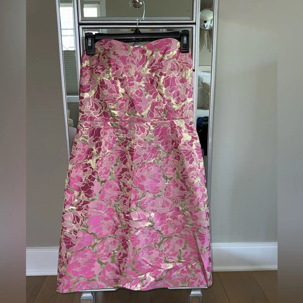 Lilly Pulitzer 🩷Raya Floral Metallic Gold Jacquard Pirates Bootyniere Dress - Picture 3 of 12